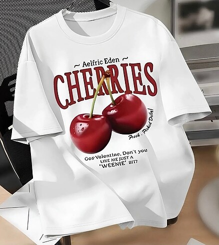 Cherries baskılı Tişört