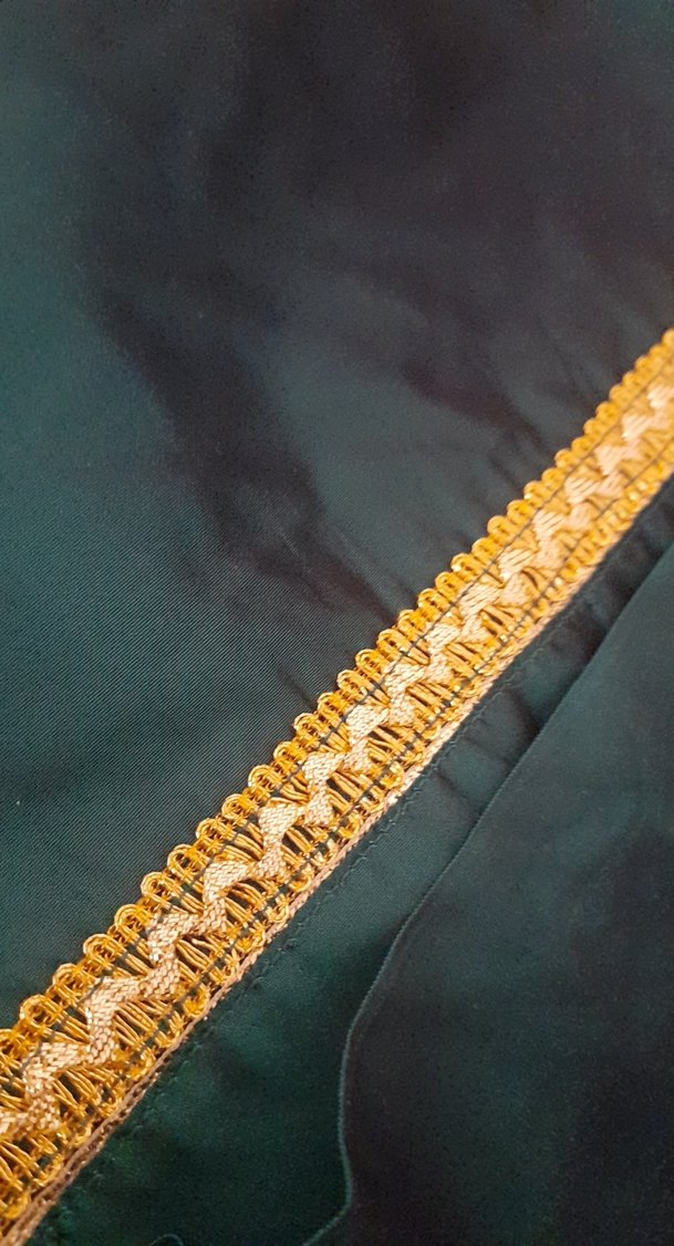 Nakışlı Koyu Yeşil Masa Örtüsü - Görsel 4