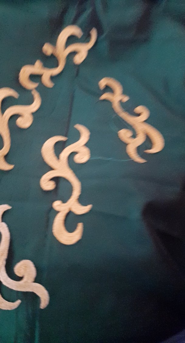 Nakışlı Koyu Yeşil Masa Örtüsü - Görsel 5