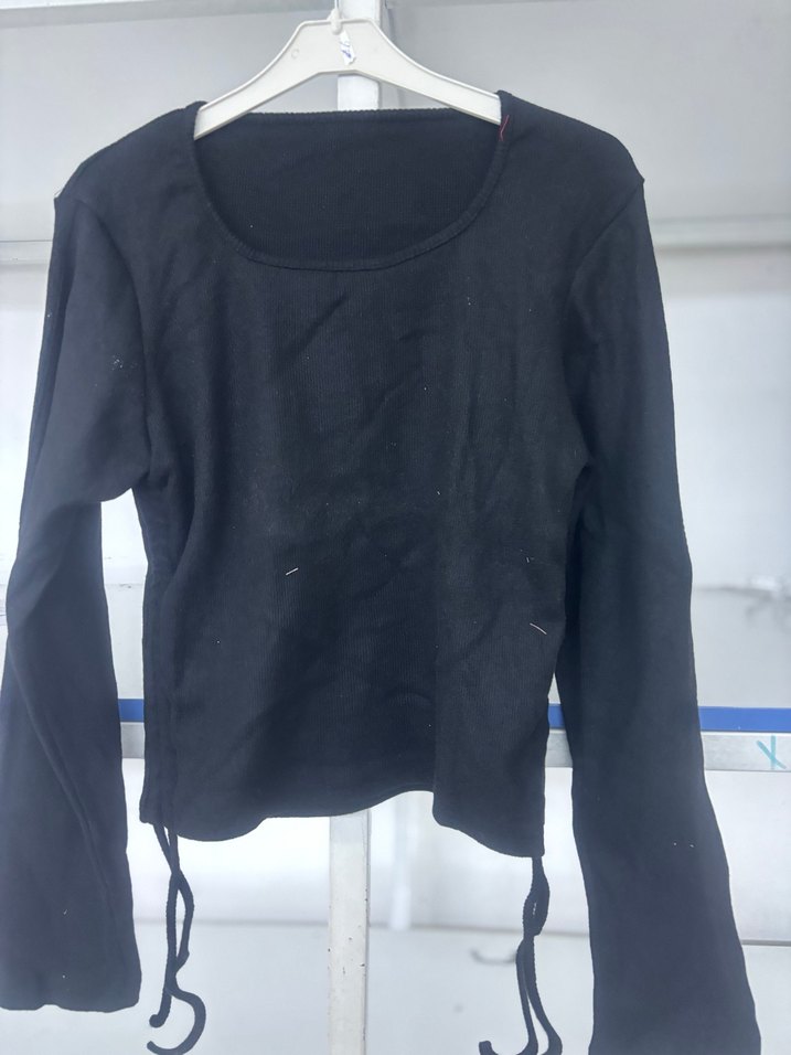 Siyah ya Dan büzgûlû buluz - Görsel 2