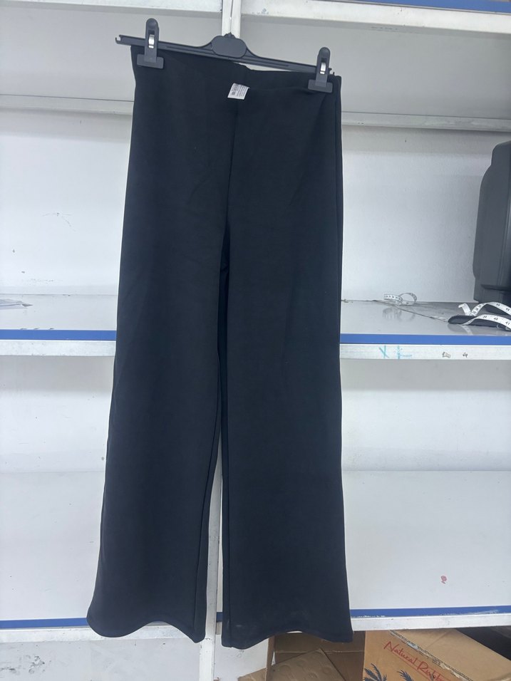 Kadın Siyah Kumaş Pantolon Regular Fit - Görsel 3