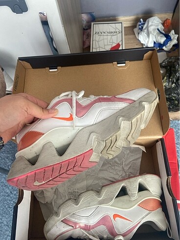 39 Beden çeşitli Renk nike ayakkabi