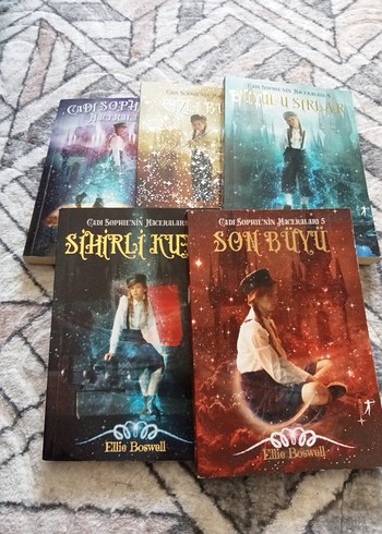 Ellie Boswell Cadı Sophien'in Maceraları Serisi