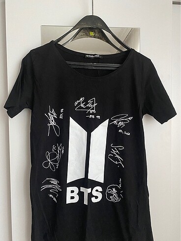 BTS Üye İmzalı Tişört