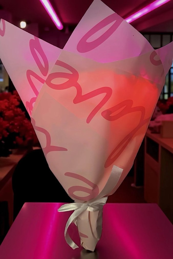 Pembe Şeffaf Kelebek çiçek - Görsel 3