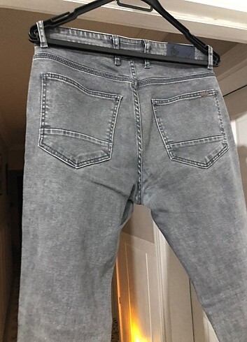 34 Beden Lion Pantolon 