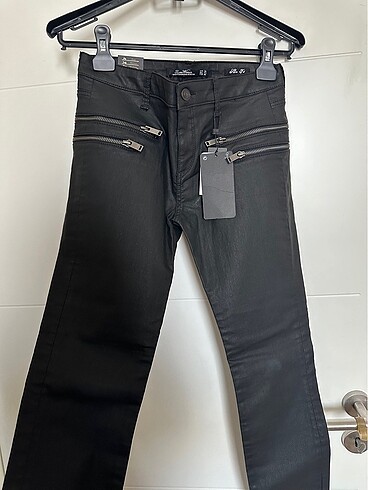Zara mumlu pantolon