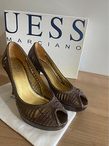 38 Beden Guess Hasır