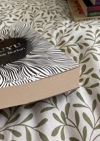 KUYU - Jessie Burton Kitabı - Görsel 4