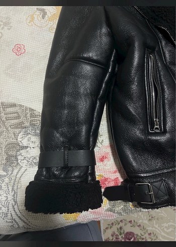 l Beden Bershka kürklü ceket