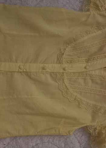 Nakışlı Sarı Kolsuz Bluz URUN BİRLEŞTİRME - Görsel 2