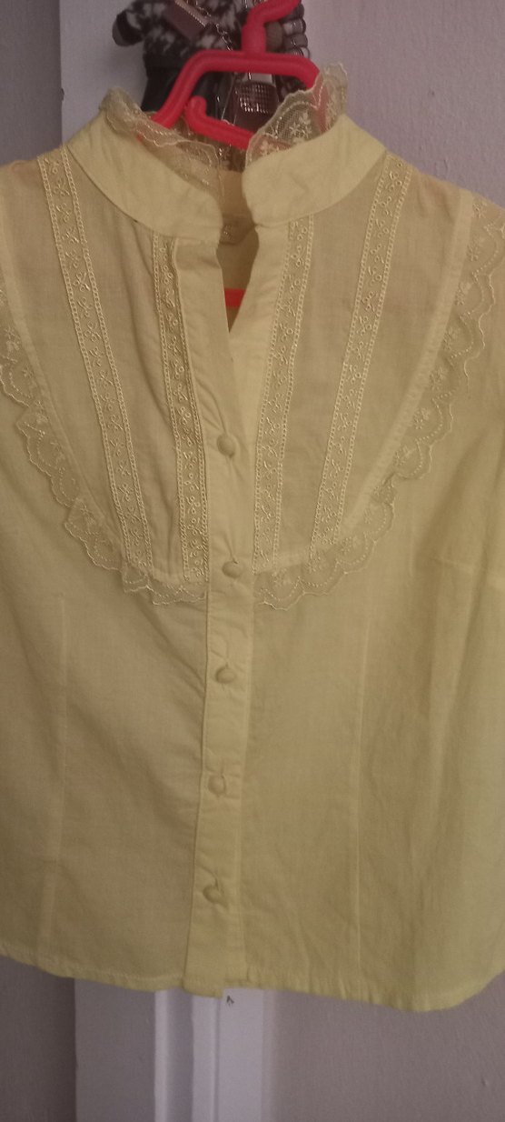 Nakışlı Sarı Kolsuz Bluz URUN BİRLEŞTİRME - Görsel 4