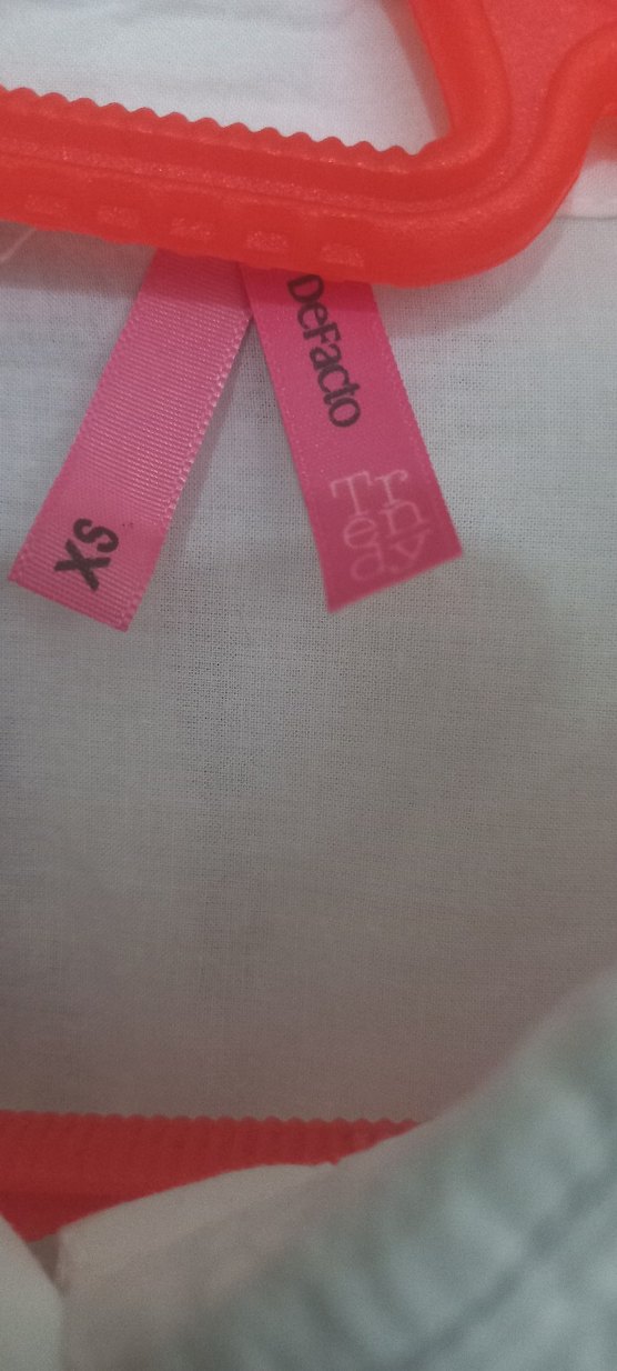 Düğmeli Beyaz Kadın Gömlek - Görsel 4