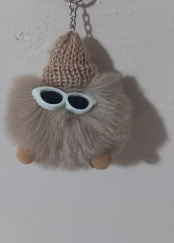 Bej Kürklü Kadın Anahtarlık