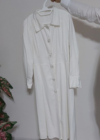 Düğmeli Beyaz Keten Uzun Kadın Kaban - Görsel 3