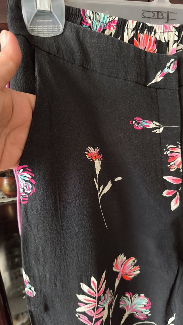 Çiçek Desenli Bol Kesim Kadın Kumaş Pantolon - Görsel 4