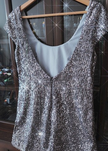 Gri pullu Parti Elbisesi - Görsel 5