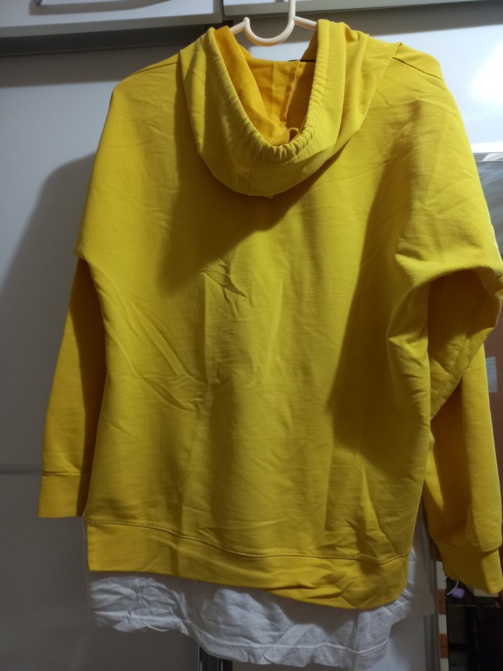 Sarı Kapüşonlu Kadın Sweatshirt - Görsel 2