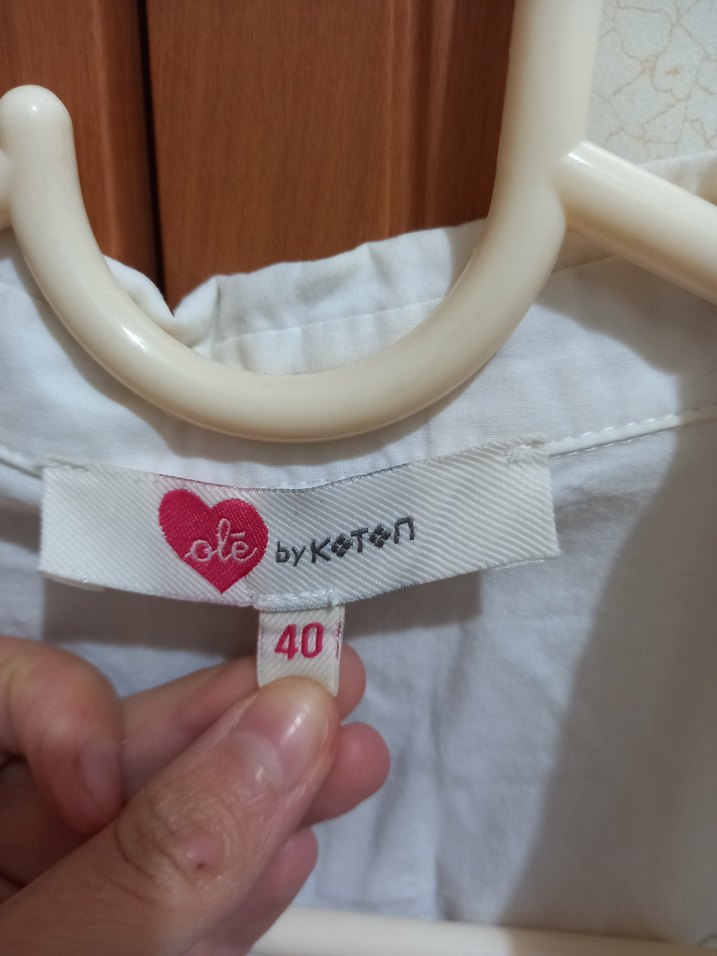 Baskılı Pamuklu Düğmeli Beyaz Kadın Gömlek - Görsel 4