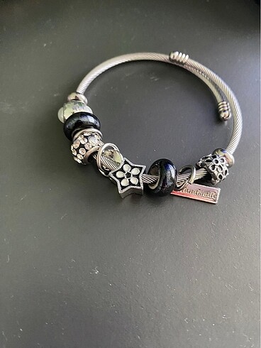 Pandora bileklik