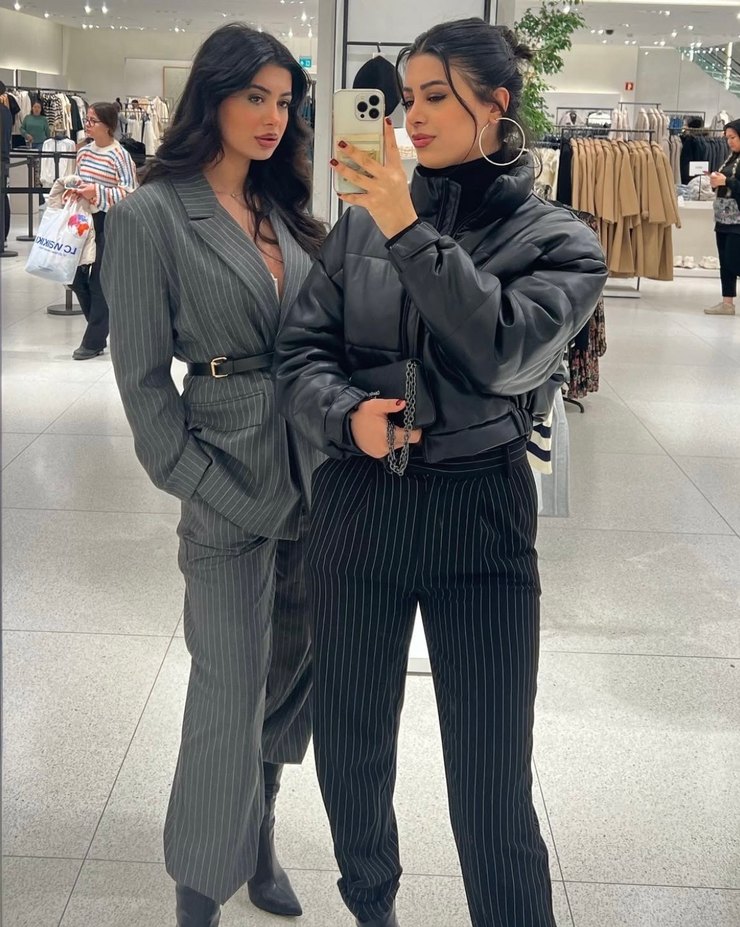 Gri Çizgili Kadın Takım Elbise - Görsel 4