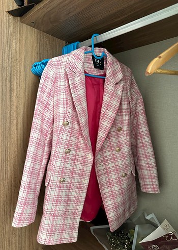 Düğmeli Pembe Desenli Kadın Blazer - Görsel 3