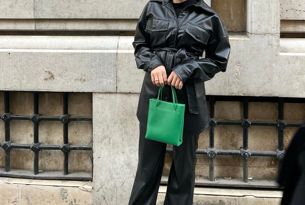 Kemerli Uzun Siyah Deri Kadın takım - Görsel 2