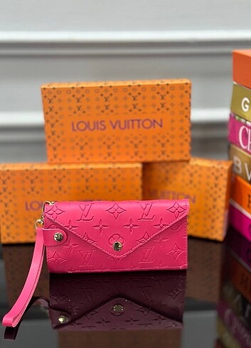 Louis Vuitton cüzdan 