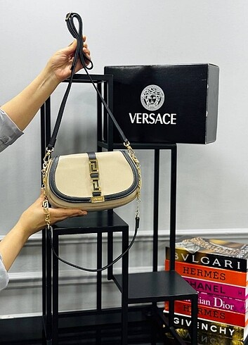  Beden Versace ÇANTA MODELİ 