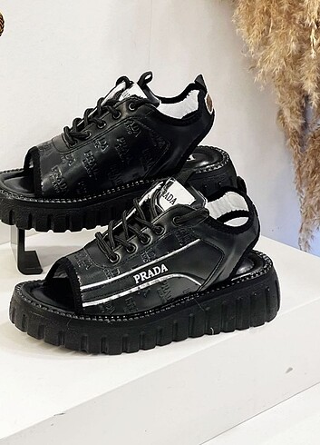 36 Beden çeşitli Renk PRADA terlik