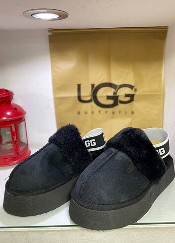 Ugg UGG TERLİK LASTİKLİ