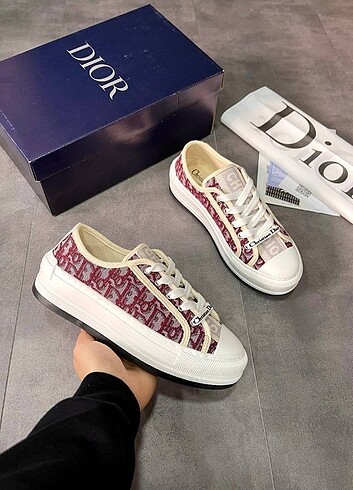 36 Beden çeşitli Renk Christian Dior ayakkabı