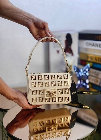 Beden çeşitli Renk Fendi Versace