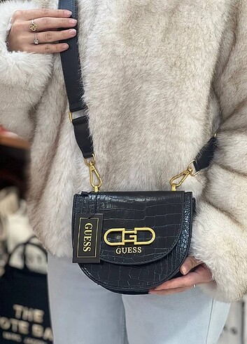 Guess GUESS GONDOL ÇANTA