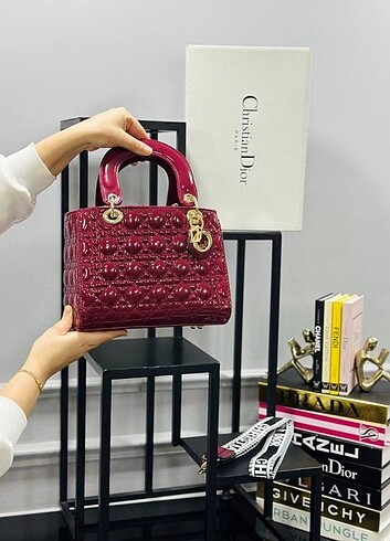 CHRİSTİAN DİOR LADY ÇANTA 