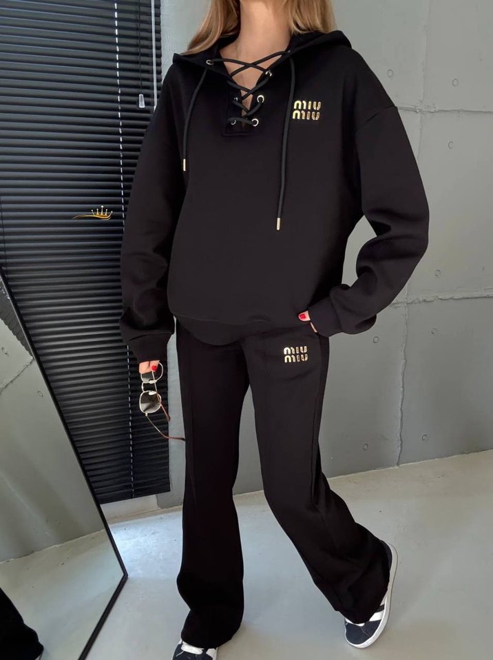MİU MİU kapüşonlu takım - Görsel 3