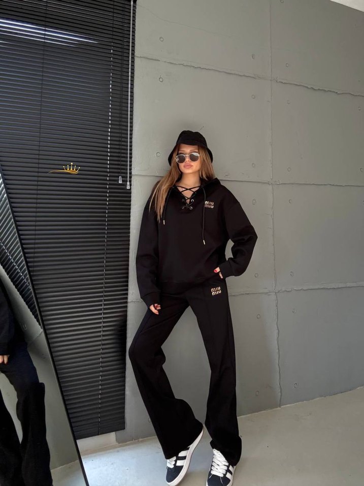 MİU MİU kapüşonlu takım - Görsel 2