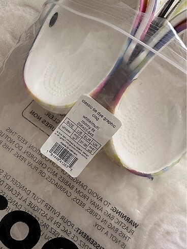 37 Beden çeşitli Renk Crocs Tie Dye