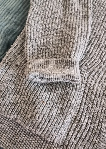 Koton gri v yaka triko hırka - Görsel 4