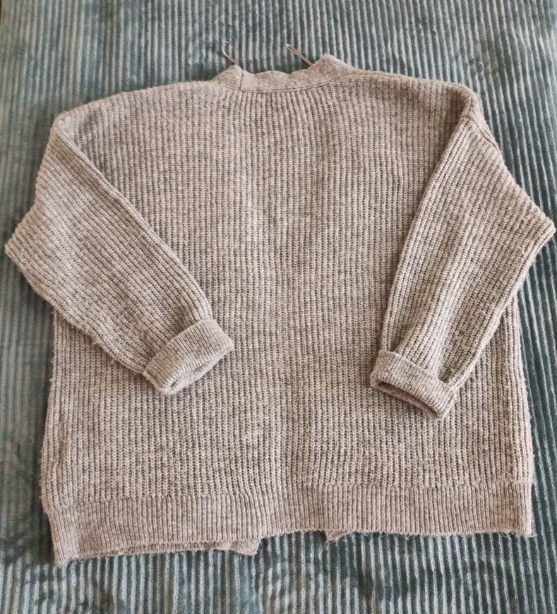 Koton gri v yaka triko hırka - Görsel 5