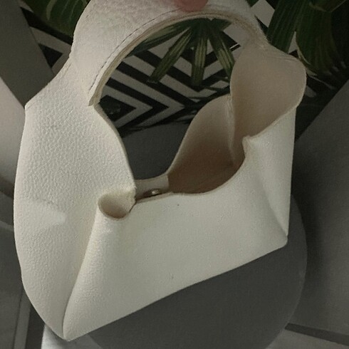 Beyaz kol çantası - Görsel 2