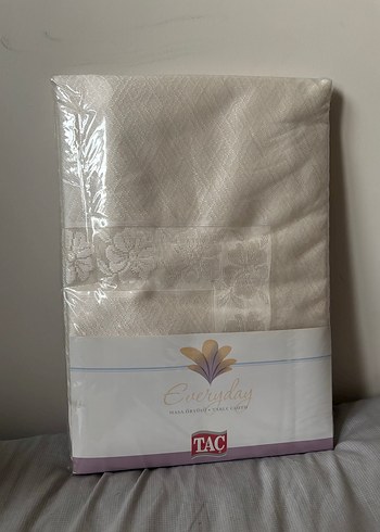 TAÇ Masa Örtüsü 180*240 cm - Görsel 2