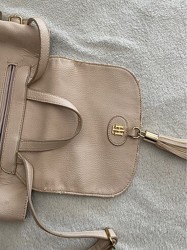 Tommy hilfiger sırt cantasi