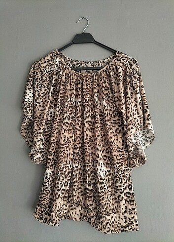 Leopar desenli Şifon bluz 