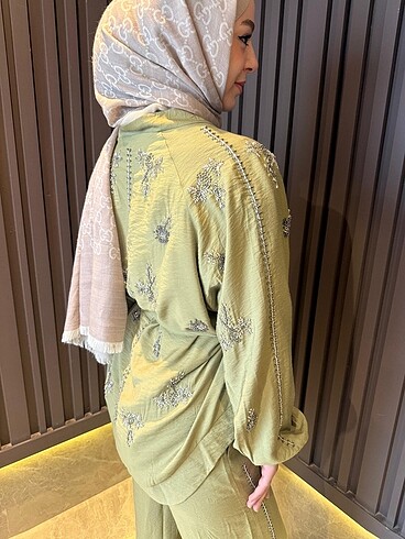Diğer Yağ yeşili taş işlemeli kimono
