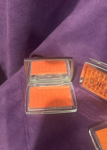 Parlak Turuncu Allık - Görsel 2