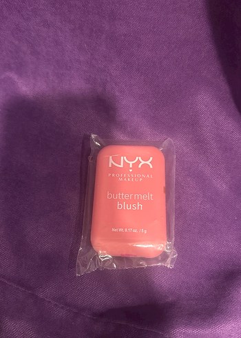NYX Buttermelt Pastel Pembe Allık - Görsel 2
