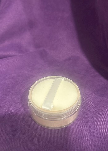 KIKO Parlak Bej Pudra - Görsel 3