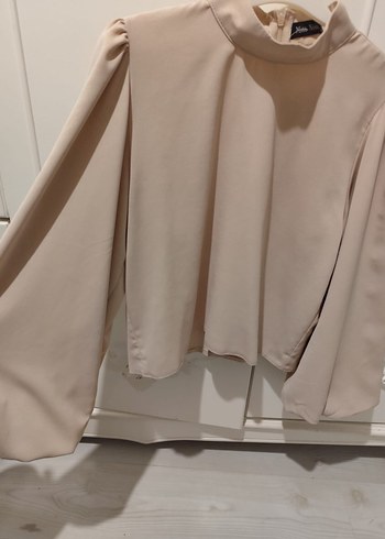 Bej Yüksek Yakalı Kadın Bluz - Görsel 3