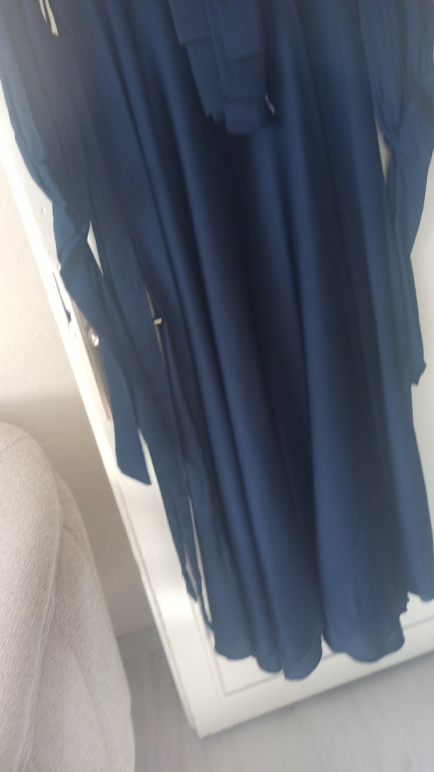 şal dahil 95 kiloyla 1.60 boyla giyildi Lacivert Uzun  Elbise - Görsel 4